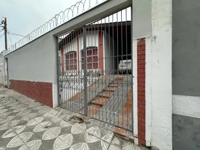 Casa com 3 Quartos para alugar, 180m² no Vila Haro, Sorocaba