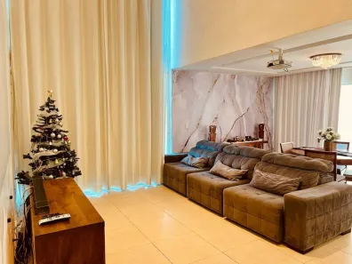 Casa com 4 Quartos à venda, 250m² no Edson Queiroz, Fortaleza