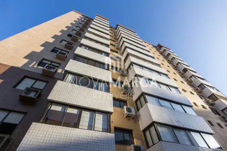 Apartamento com 3 Quartos à venda, 105m² no Bom Fim, Porto Alegre