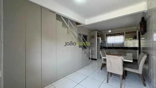 Sobrado com 3 Quartos para alugar, 120m² no Barra do Aririú, Palhoça