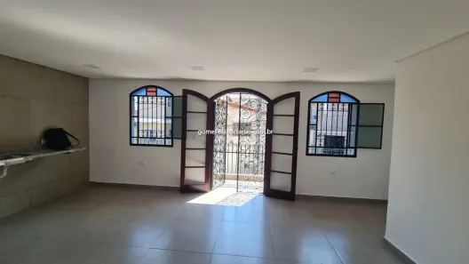 Casa com 2 Quartos para alugar, 100m² no Vila Universitária, São Paulo