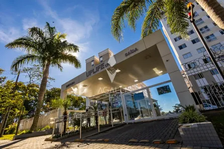 Apartamento com 2 Quartos para alugar, 44m² no Pinheirinho, Curitiba