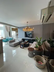 Apartamento com 4 Quartos para alugar, 247m² no Centro, Balneário Camboriú