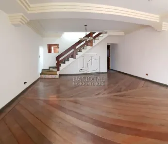 Sobrado com 3 Quartos à venda, 257m² no Parque Jaçatuba, Santo André