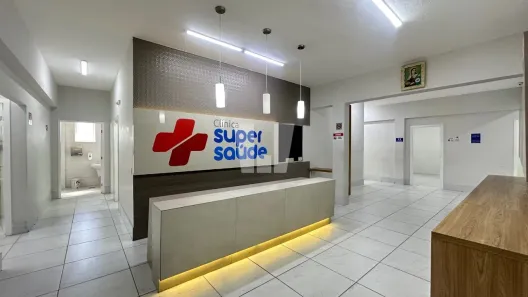 Sala Comercial para alugar, 300m² no São Benedito, Santa Luzia