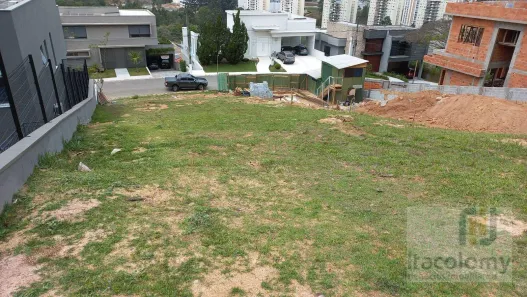 Lote/Terreno à venda, 711m² no Tamboré, Santana de Parnaíba