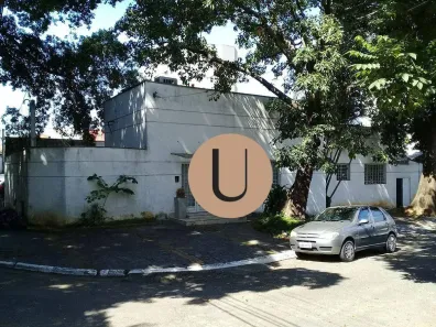 Imóvel Comercial com 4 Quartos para alugar, 230m² no Jardim das Acácias, São Paulo