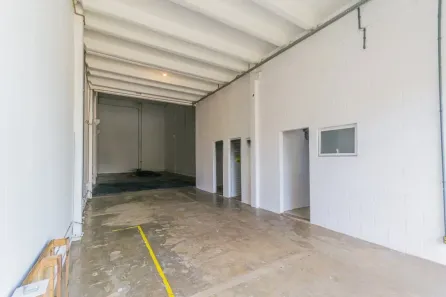 Galpão/Depósito/Armazém para alugar, 250m² no Navegantes, Porto Alegre