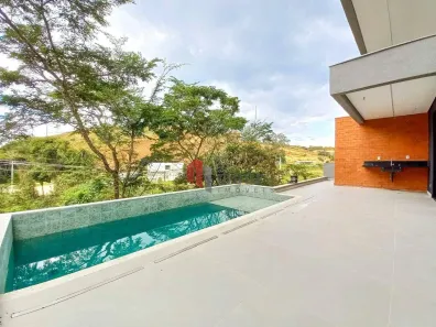 Casa de Condomínio com 4 Quartos à venda, 310m² no Salvaterra, Juiz de Fora