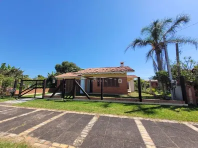 Casa com 3 Quartos à venda, 250m² no , Xangri-lá