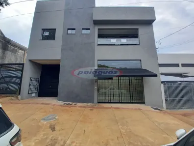 Apartamento com 2 Quartos para alugar, 55m² no Jardim Paraíso, Maringá