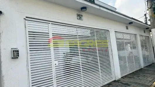 Casa com 2 Quartos para alugar, 75m² no Carandiru, São Paulo