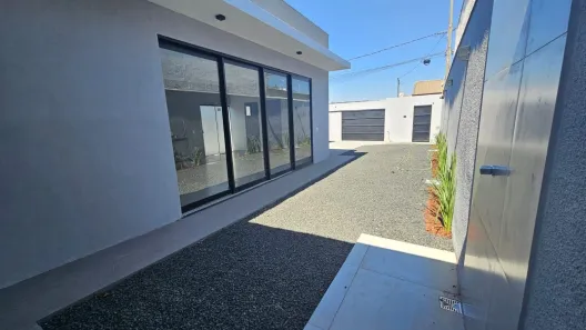 Casa com 2 Quartos à venda, 90m² no Jardim Ipanema, Uberlândia