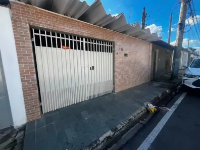 Casa com 3 Quartos à venda, 136m² no Parque das Rosas, Itu