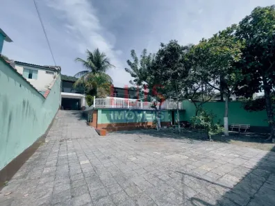 Casa com 3 Quartos à venda, 450m² no Itaipu, Niterói