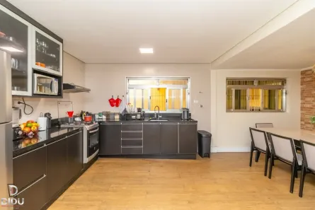 Sobrado com 3 Quartos à venda, 171m² no Vila Pereira Cerca, São Paulo