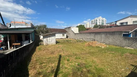 Lote/Terreno à venda, 360m² no Barreiros, São José