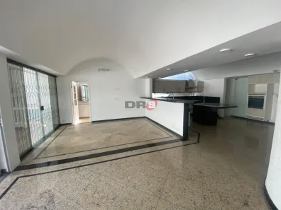 Casa com 3 Quartos à venda, 250m² no Mooca, São Paulo