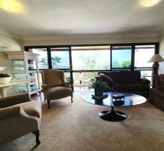 Apartamento com 4 Quartos à venda, 190m² no Jardim Leonor, São Paulo