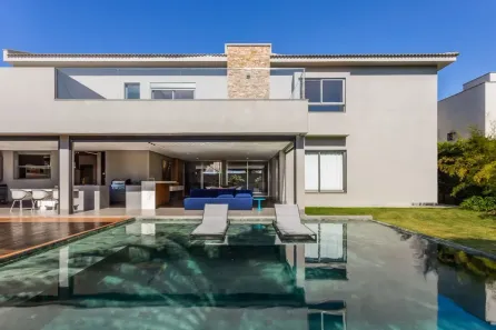 Casa de Condomínio com 3 Quartos à venda, 605m² no Jardim Karaíba, Uberlândia