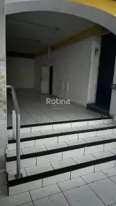 Ponto Comercial para alugar, 300m² no Centro, Uberlândia