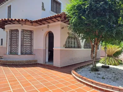 Casa com 3 Quartos à venda, 265m² no Aclimação, São Paulo