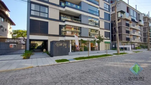 Apartamento com 3 Quartos à venda, 170m² no Jurerê, Florianópolis