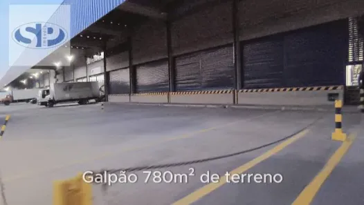 Galpão/Depósito/Armazém para alugar, 950m² no Vila Sabrina, São Paulo