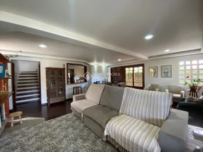 Casa com 4 Quartos para alugar, 443m² no Rio Tavares, Florianópolis