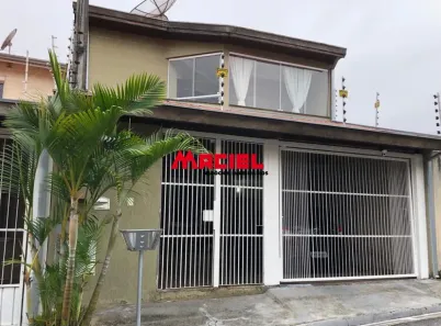 Sobrado com 4 Quartos à venda, 230m² no Loteamento Villa Branca, Jacareí
