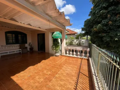 Casa com 3 Quartos à venda, 171m² no Vila Rosa, Presidente Prudente