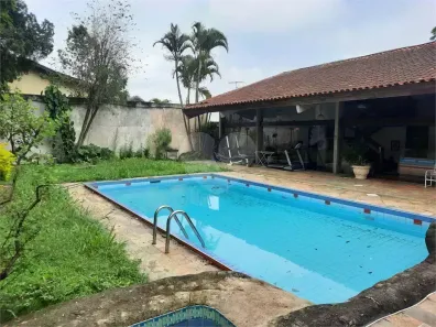 Sobrado com 4 Quartos à venda, 450m² no Interlagos, São Paulo