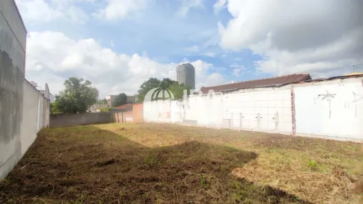 Lote/Terreno à venda, 440m² no Capão Raso, Curitiba