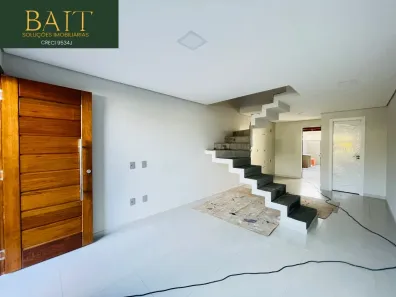Sobrado com 2 Quartos à venda, 66m² no Zona Industrial Norte, Joinville
