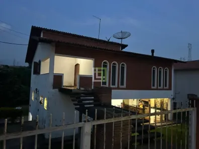 Casa com 4 Quartos à venda, 325m² no Traviú, Jundiaí