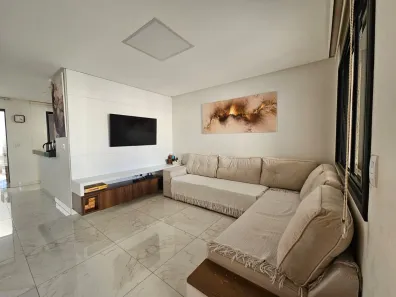 Casa de Condomínio com 3 Quartos à venda, 232m² no Jardim Atlântico, Goiânia