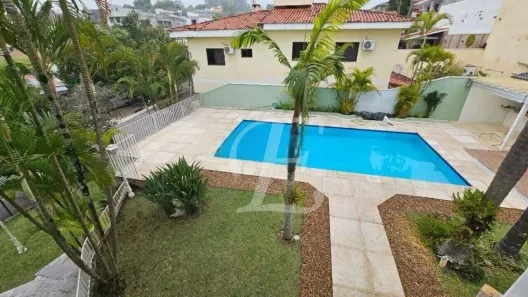 Casa com 3 Quartos à venda, 490m² no São Paulo II, Cotia