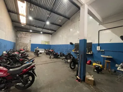 Ponto Comercial com 2 Quartos para alugar, 150m² no Boca do Rio, Salvador
