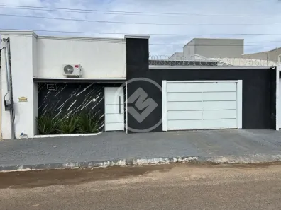 Casa com 4 Quartos à venda, 210m² no Estância Itaguaí, Caldas Novas