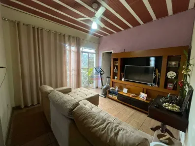 Casa com 5 Quartos à venda, 122m² no Bernardo Monteiro, Contagem