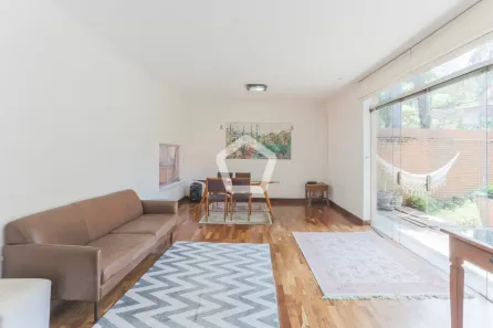 Casa com 3 Quartos à venda, 230m² no Vila Madalena, São Paulo