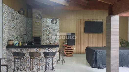 Casa com 3 Quartos à venda, 195m² no Granada, Uberlândia