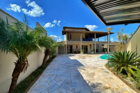 Sobrado com 2 Quartos à venda, 207m² no Jardim Ouro Branco, Ribeirão Preto