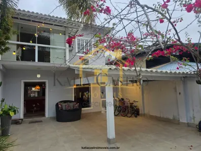 Casa com 3 Quartos à venda, 165m² no Itaipu, Niterói