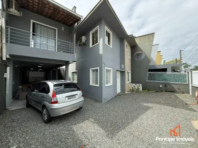 Casa com 3 Quartos à venda, 96m² no Guanabara, Joinville