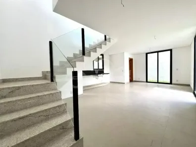 Casa de Condomínio com 3 Quartos à venda, 140m² no Trevo, Belo Horizonte