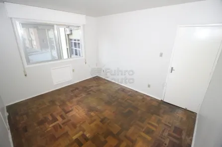 Apartamento com 2 Quartos para alugar, 78m² no Centro, Pelotas