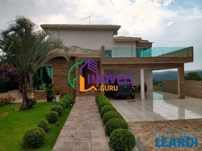 Casa de Condomínio com 4 Quartos à venda, 450m² no Jardim Aracy, Mogi das Cruzes