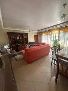 Sobrado com 4 Quartos à venda, 257m² no Rudge Ramos, São Bernardo do Campo