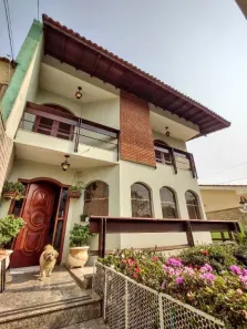 Sobrado com 3 Quartos para venda ou aluguel, 360m² no Jardim Guapira, São Paulo